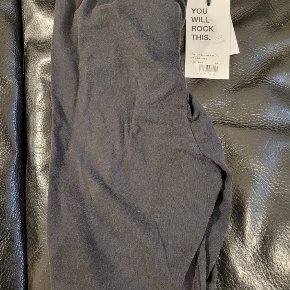 Mikuta dark base black biker shorts S NWT - Picture 4 of 5